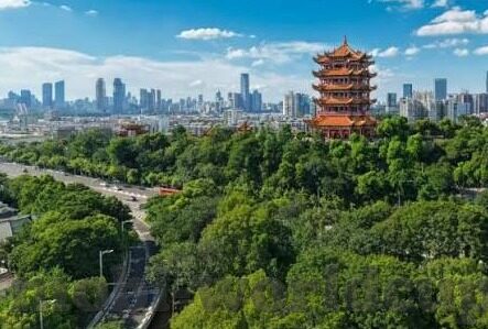 ios九游游戏中心下载-游离于现实与虚拟的边界，iOS九游游戏中心下载体验